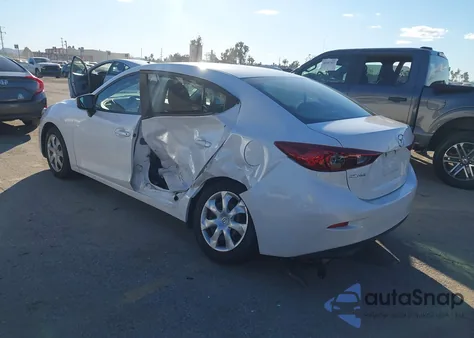 2018 Mazda Mazda3 Sport из США, поврежденный, VIN 3MZBN1U75JM176948
